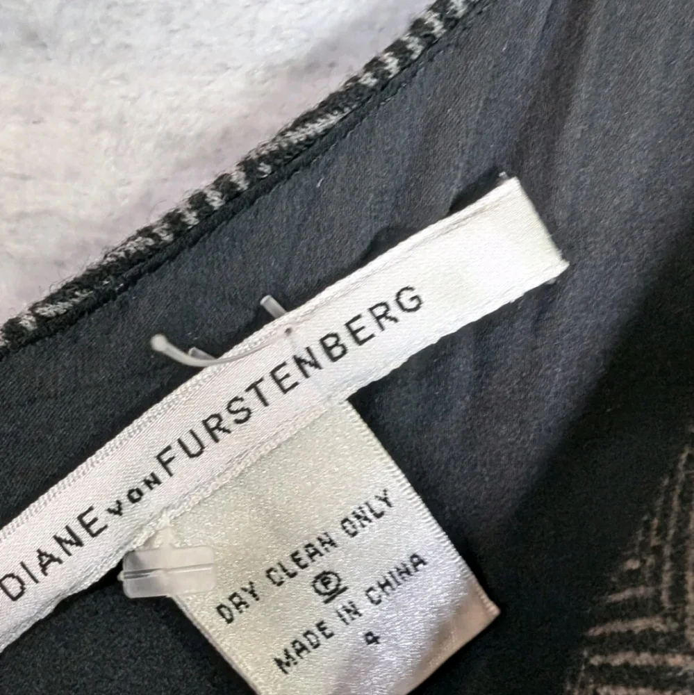 DvF Tweed Boatneck Ruched Dress - Picture 3 of 8